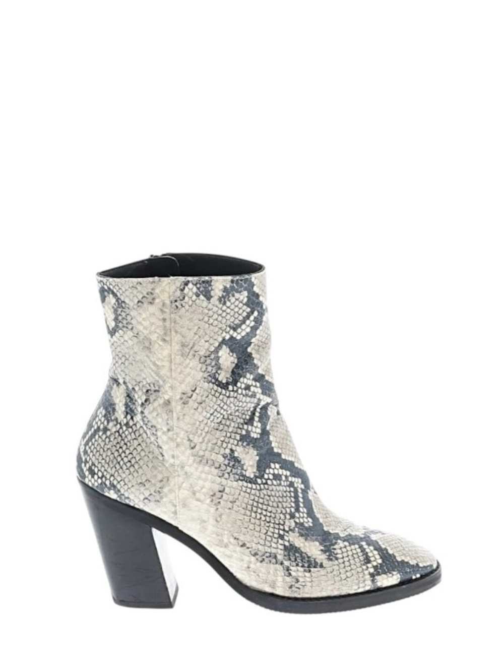 NIB Stuart Weitzman Wynter Roccia Python Almond Toe Stacked Heel Ankle Boots